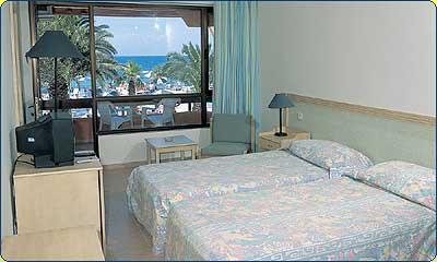 ����� Pine Bay Club, ����