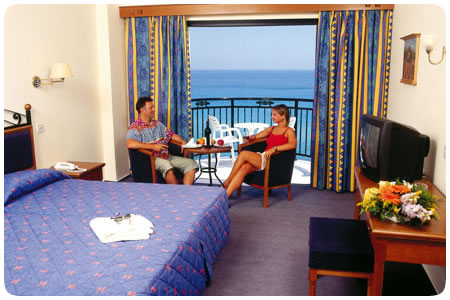 ����� Constantinos the Great Beach, ����