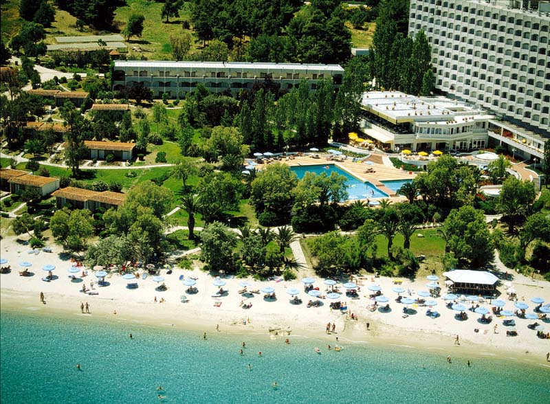 ����� Pallini Beach, ����