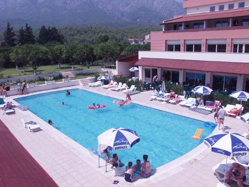 ����� Rose Resort, ����