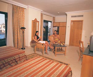 ����� Sunrise Island View Resort (Maxim Plaza White Knight Resort), ����