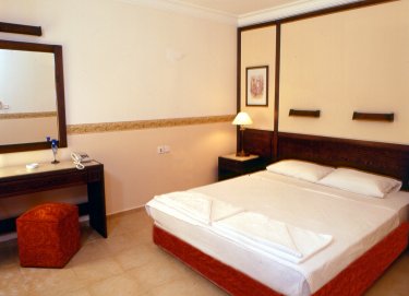 ����� Green Park Suites, ����