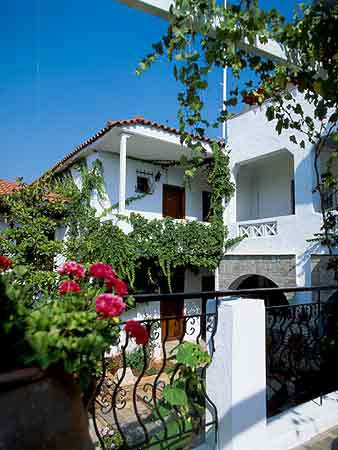 ����� Porfi Beach, ����