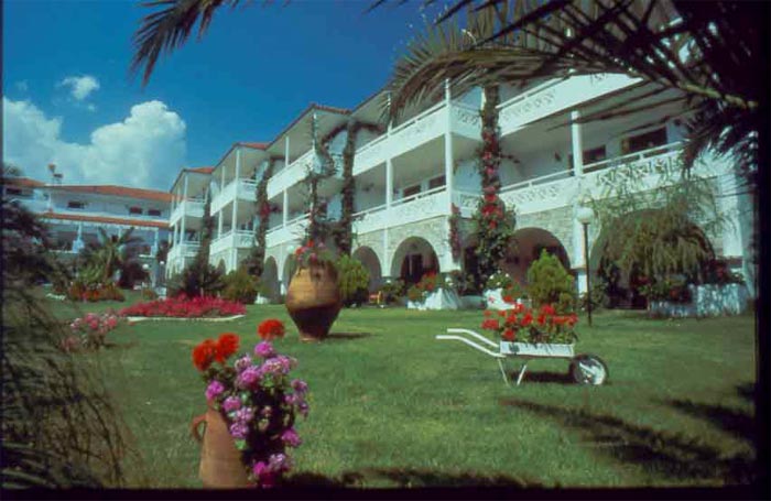 ����� Porfi Beach, ����