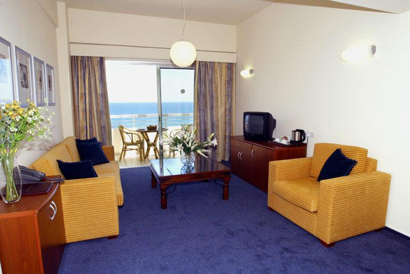����� Kouzalis Beach, ����