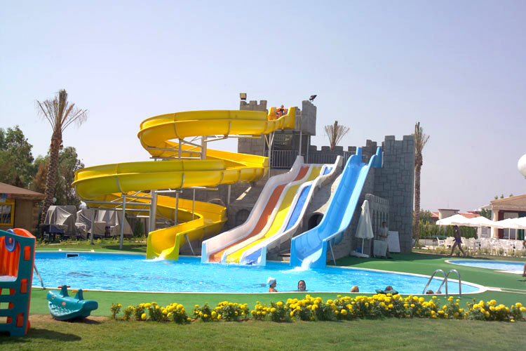 ����� Cesars Resort, ����