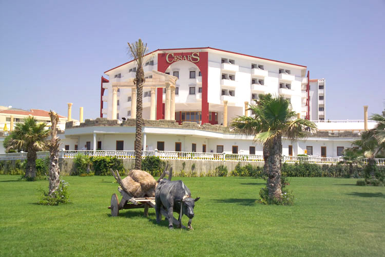 ����� Cesars Resort, ����