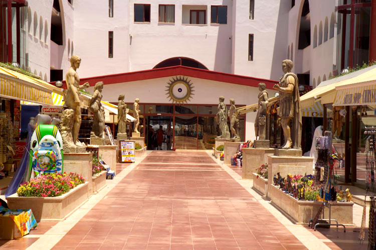 ����� Cesars Resort, ����