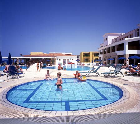 ����� Kefalos Beach Tourist Village, ����
