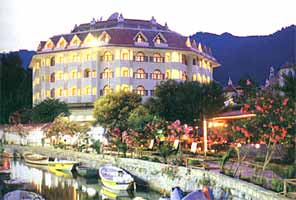 ����� Fortuna Beach, ����