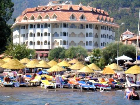 ����� Fortuna Beach, ����