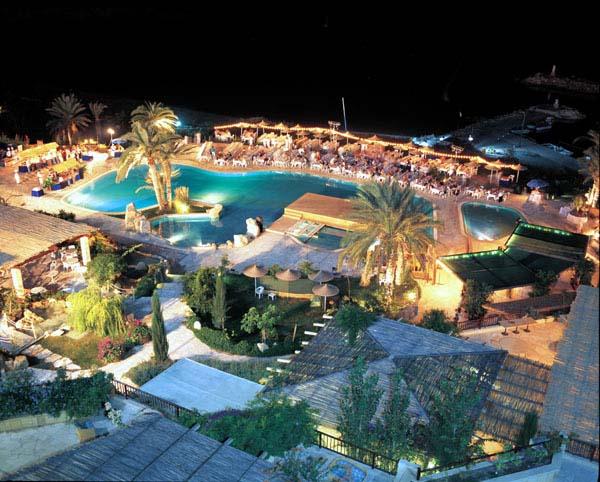 ����� Coral Beach, ����
