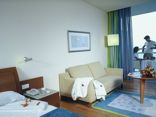 ����� Crown Plaza, ����