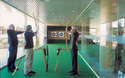 ����� Lillot Park Club, ����
