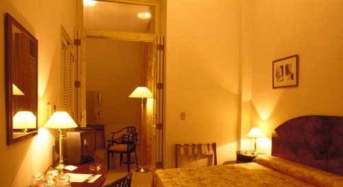 ����� Ambos Mundos, ����