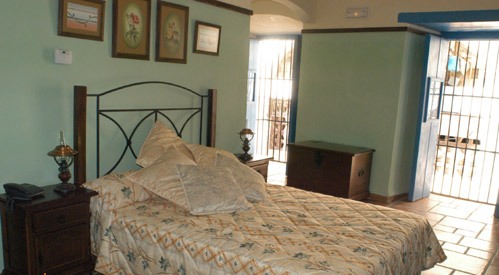 ����� Hostal Beltran De Santa Cruz, ����