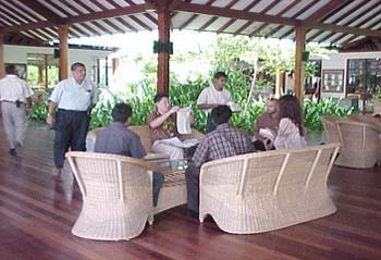 ����� Meedhupparu Island Resort, ����