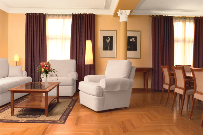 ����� Reval Hotel Ridzene, ����