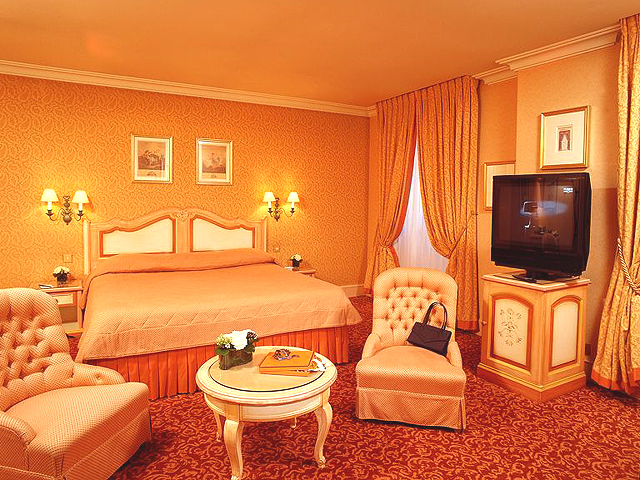 ����� Castille Paris Sofitel Demeure Hotels, ����