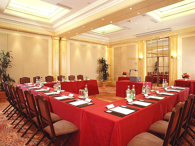 ����� Castille Paris Sofitel Demeure Hotels, ����