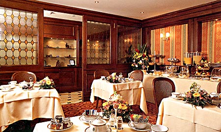 ����� Palazzo Sant'Angelo, ����