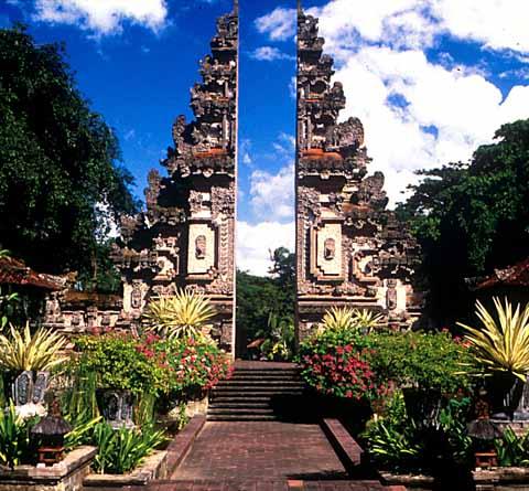 ����� Nusa Dua Beach Hotel & Spa, ����