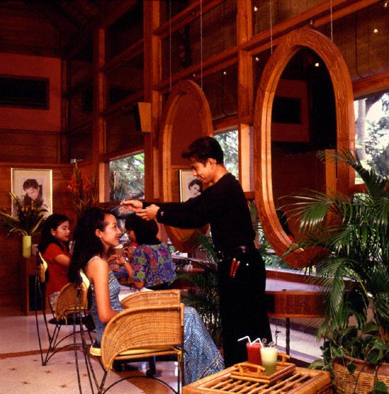 ����� Nusa Dua Beach Hotel & Spa, ����