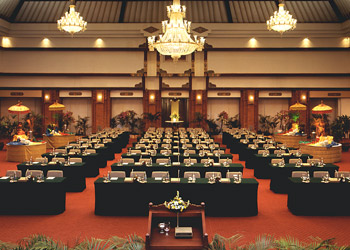 ����� Discovery Kartika Plaza, ����