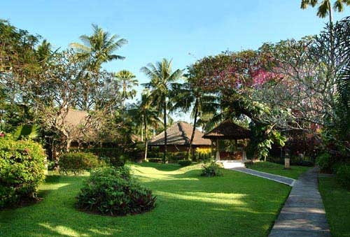 ����� Legian Beach, ����