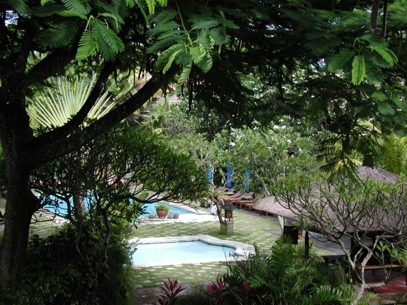 ����� Santika Beach, ����