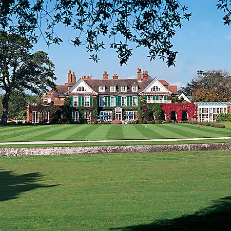 ����� Chewton Glen Hotel SPA & Country Club, ����