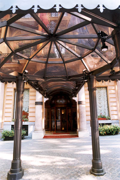 ����� Ambasciatori Palace, ����