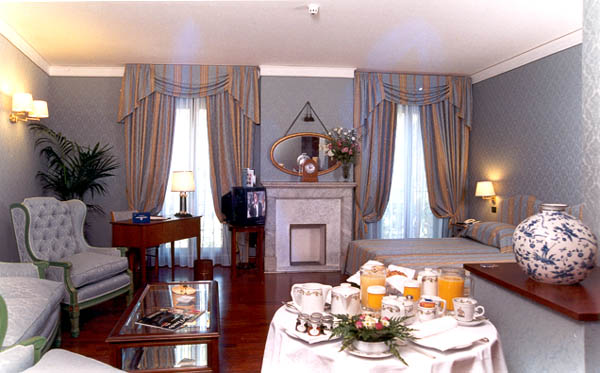 ����� Ambasciatori Palace, ����