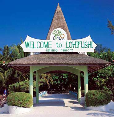  Lohifushi Island Resort, 