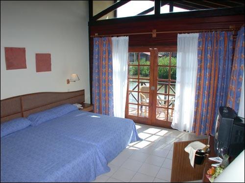 ����� NH Krystal Laguna Villas & Resort (ex. El Senador), ����