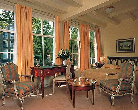 ����� Ambassade Hotel, ����