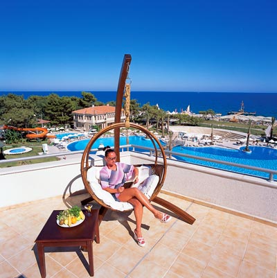 ����� Queen's Park Resort, ����