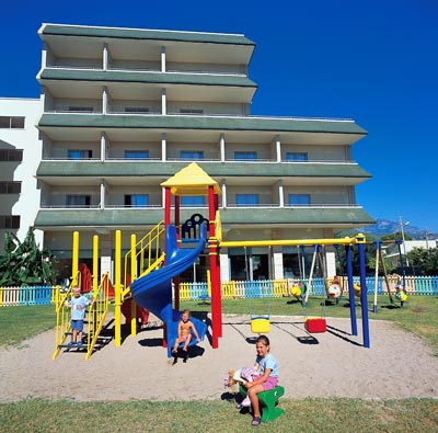 ����� Queen's Park Resort, ����