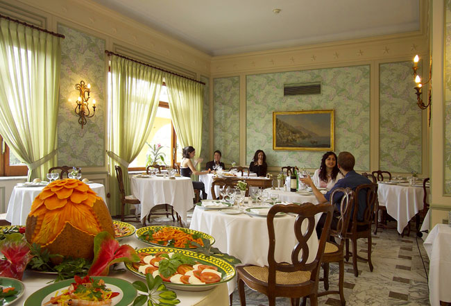 ����� Grand Hotel De La Ville, ����