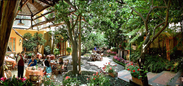 ����� Grand Hotel De La Ville, ����