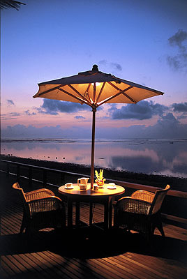 ����� Puri Santrian, ����