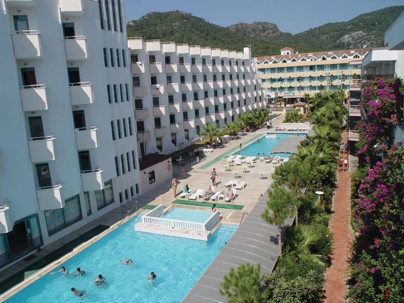 ����� Emre Beach, ����