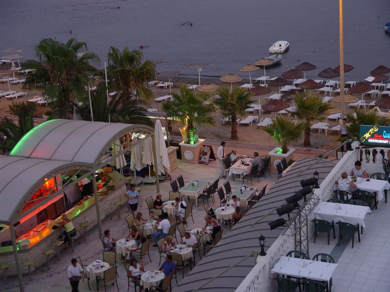 ����� Emre Beach, ����
