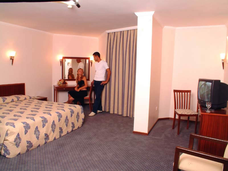 ����� Best Western Khan, ����
