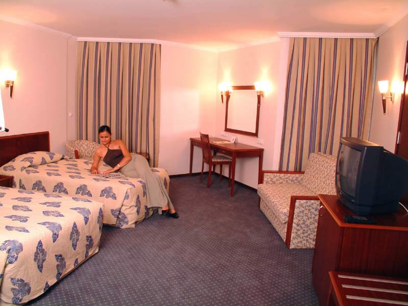 ����� Best Western Khan, ����