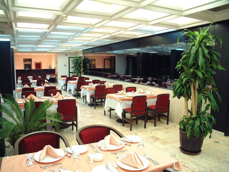 ����� Best Western Khan, ����